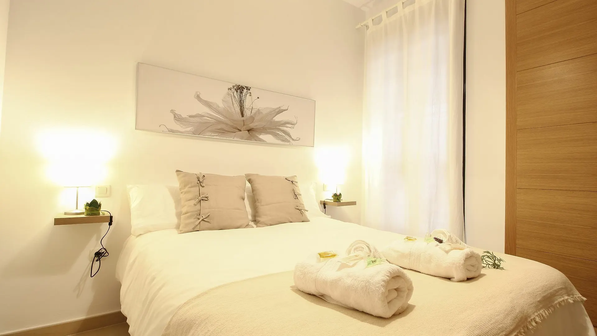 Deluxe Apartment San Julian With Parking Sevilla